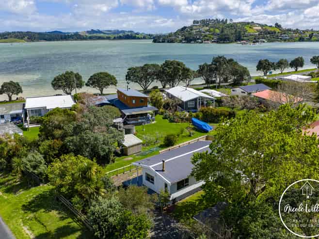 5 Regent Street, Whakapirau