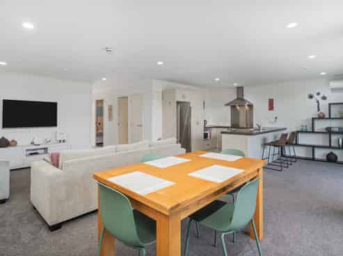 U3, 86 Albert Street, Whitianga