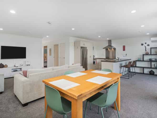 U3, 86 Albert Street, Whitianga