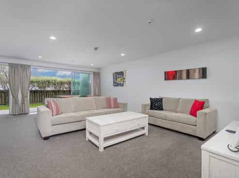 U3, 86 Albert Street, Whitianga