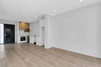 2/22 Fitzgerald Road, Mount Wellington