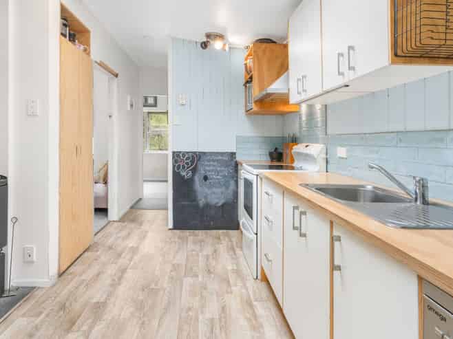 56 Tilley Road, Paekakariki