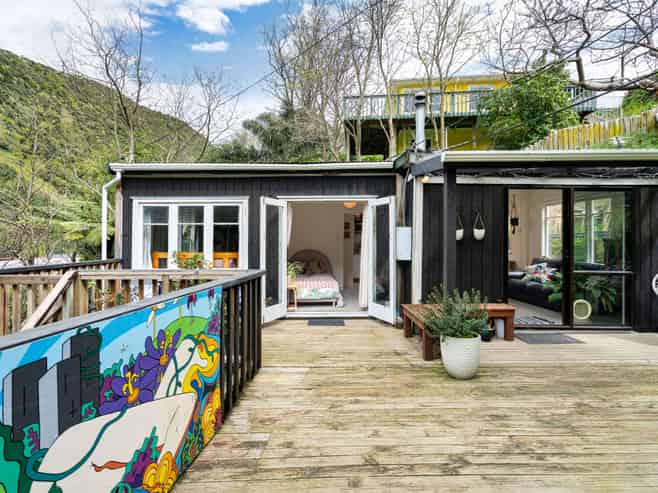 56 Tilley Road, Paekakariki