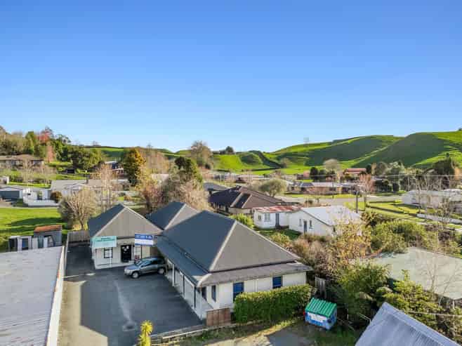 Four tenants, one easy investment