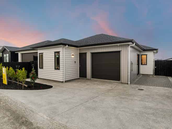 123 Argent Lane, Milldale