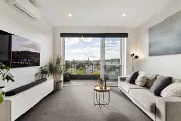 313/1a Soljak Place, Mount Albert