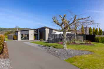 87 Lisland Drive, Kinloch