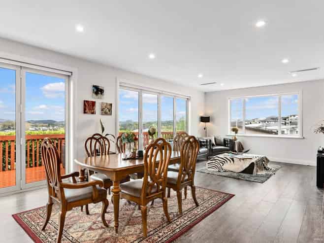 18 Gumdigger Rise, Silverdale