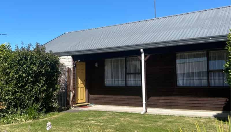 2/4 Payling Lane, Mairehau