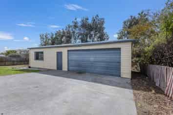33 Ngatai Street, Manaia