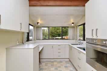 4/17 Bond Street, Waltham