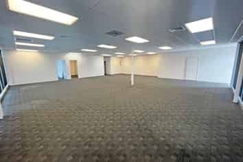 MODERN GROUND FLOOR MANGERE OFFICE
