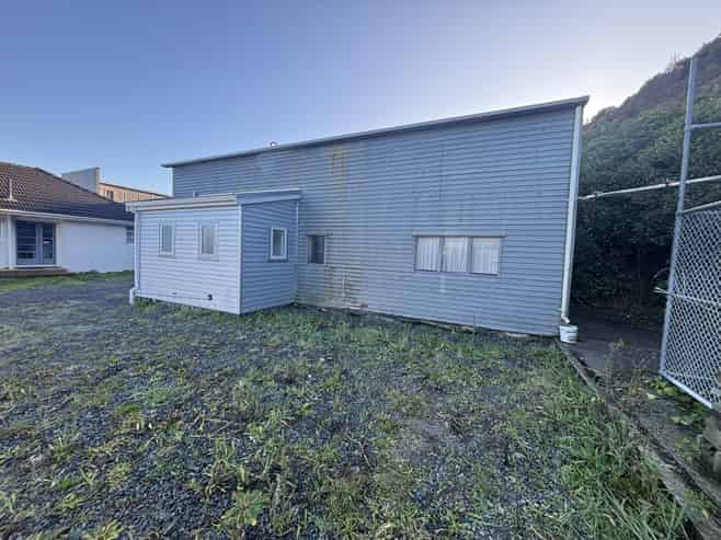 Affordable and versatile workshop opportunity