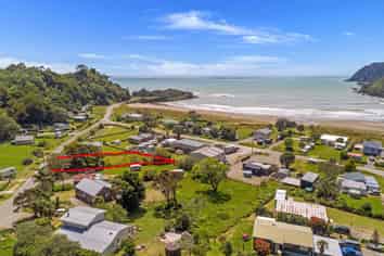 13 Makahuri Place, Hicks Bay