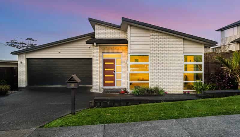 60 Butler Stoney Crescent, Millwater