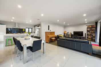 82 Dinsdale Road, Dinsdale