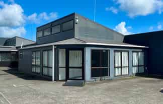 140sqm Industrial Space in Palmerston North