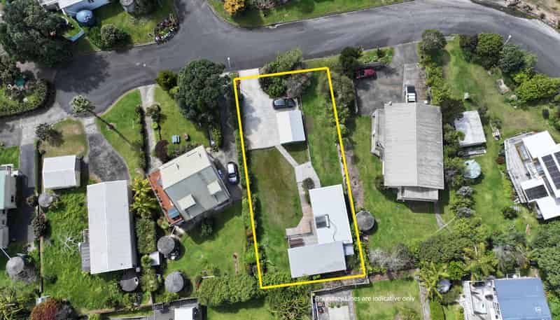8 Braemar Avenue, Coopers Beach