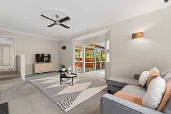 32 Clark Road, Kamo