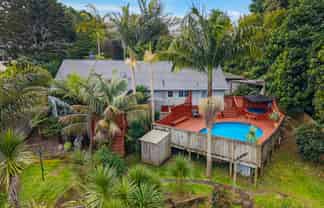 32 Clark Road, Kamo