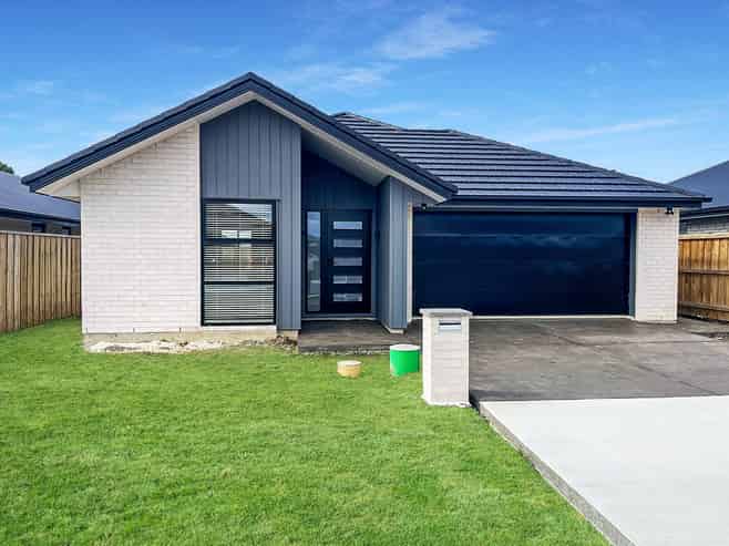 16 Henshaw Street, Ravenswood