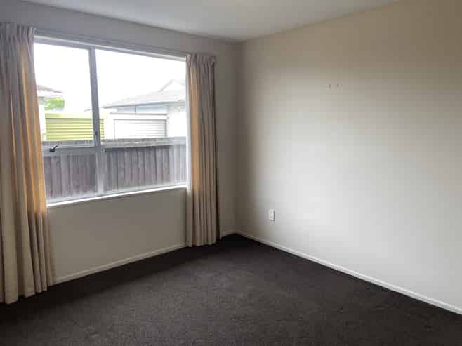 1b/3 Ian Place, Bishopdale