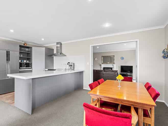 5 Ara Kahika Lane, One Tree Point