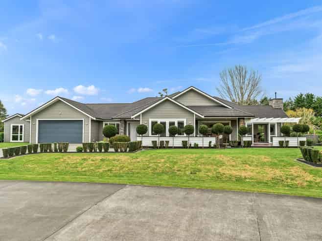 15 Jean Millington Lane, Maunu