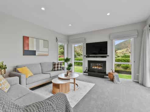 15 Jean Millington Lane, Maunu