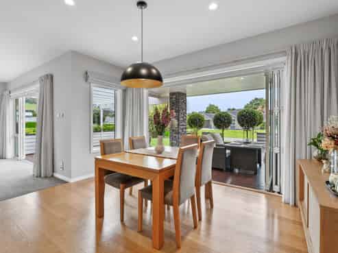 15 Jean Millington Lane, Maunu