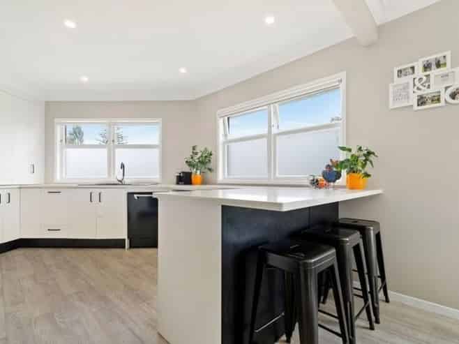 8 Halberg Street, Papakura