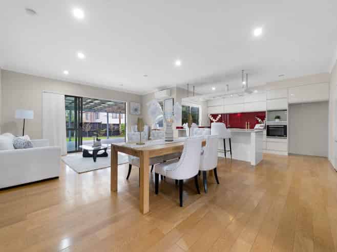 129 Flat Bush School Road, Flat Bush
