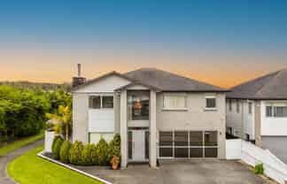 129 Flat Bush School Road, Flat Bush