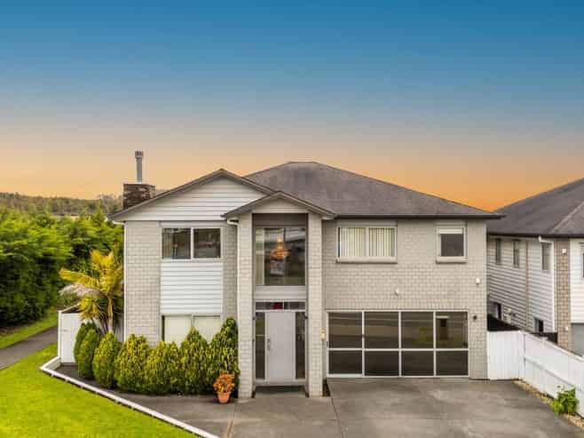 129 Flat Bush School Road, Flat Bush