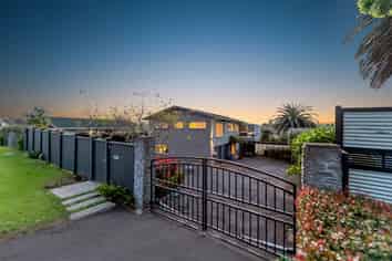 12 Coates Road, Cockle Bay