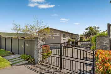 12 Coates Road, Cockle Bay