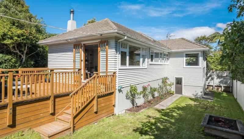 38 Cockayne Rd, Khandallah