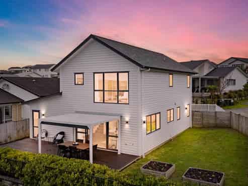 18 Kiwa Crescent, Gulf Harbour