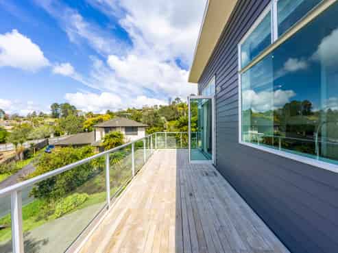 7 Kensington Terrace, Gulf Harbour