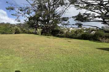 36 Shelter Drive, Greenhithe