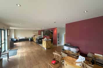 Ellerslie Retail Suitable for Various Uses