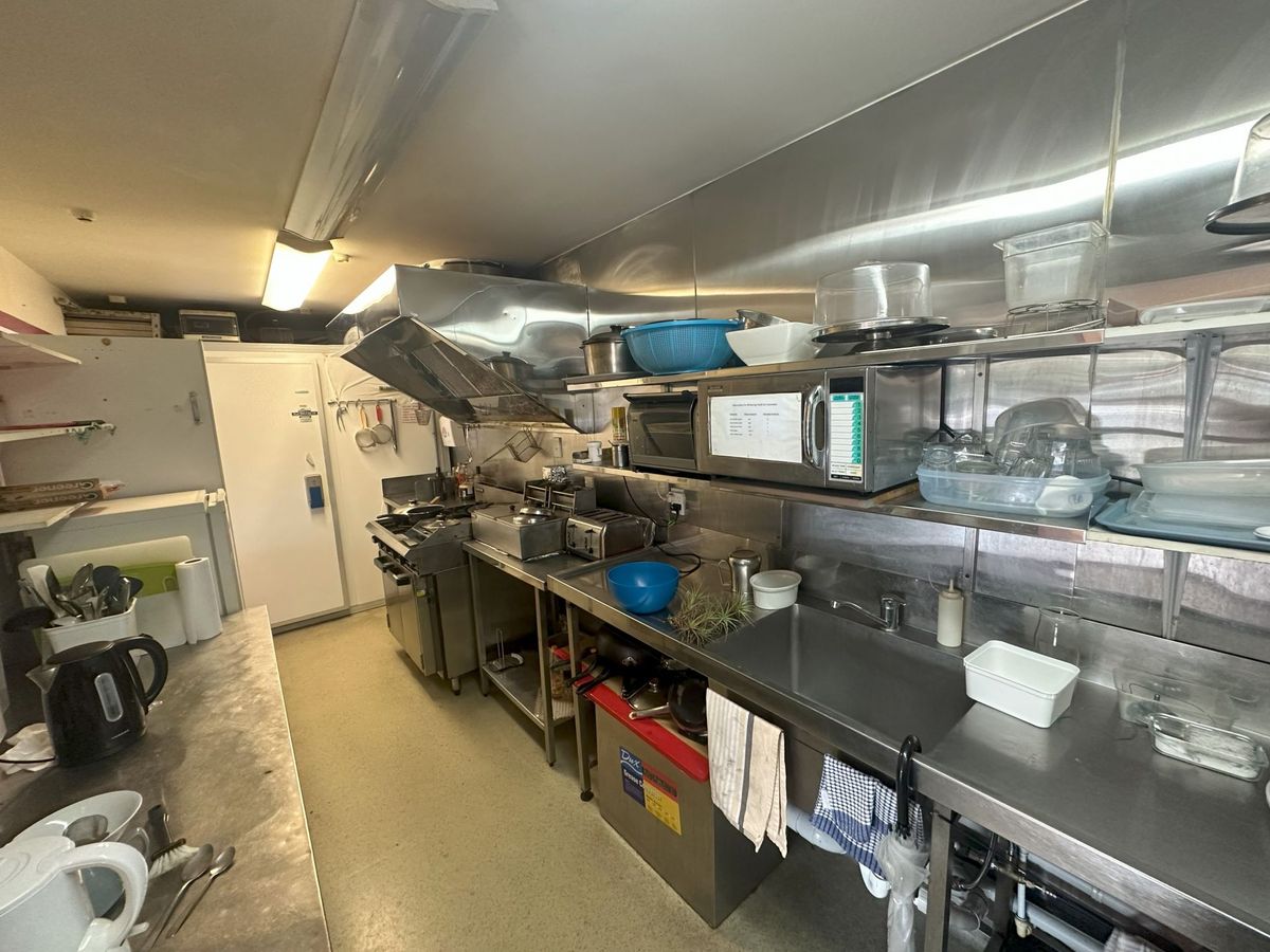 Ellerslie Retail Suitable for Various Uses - Ansicht 6