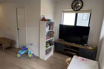 1/72 Tiraumea Drive, Pakuranga