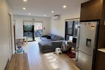 1/72 Tiraumea Drive, Pakuranga