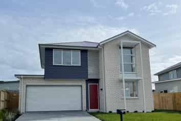 20 Onekura Street, Red Beach