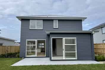 20 Onekura Street, Red Beach