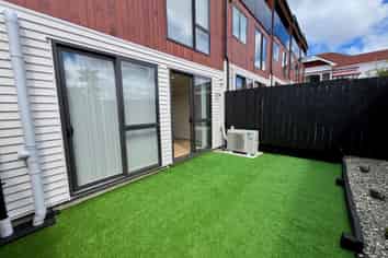 2/1026 New North Road, Mount Albert