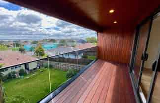 2/1026 New North Road, Mount Albert