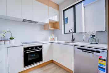 1/12 South Pacific Place, Henderson