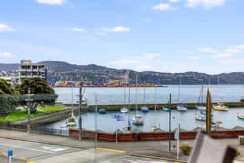 13/74 Oriental Parade, Oriental Bay